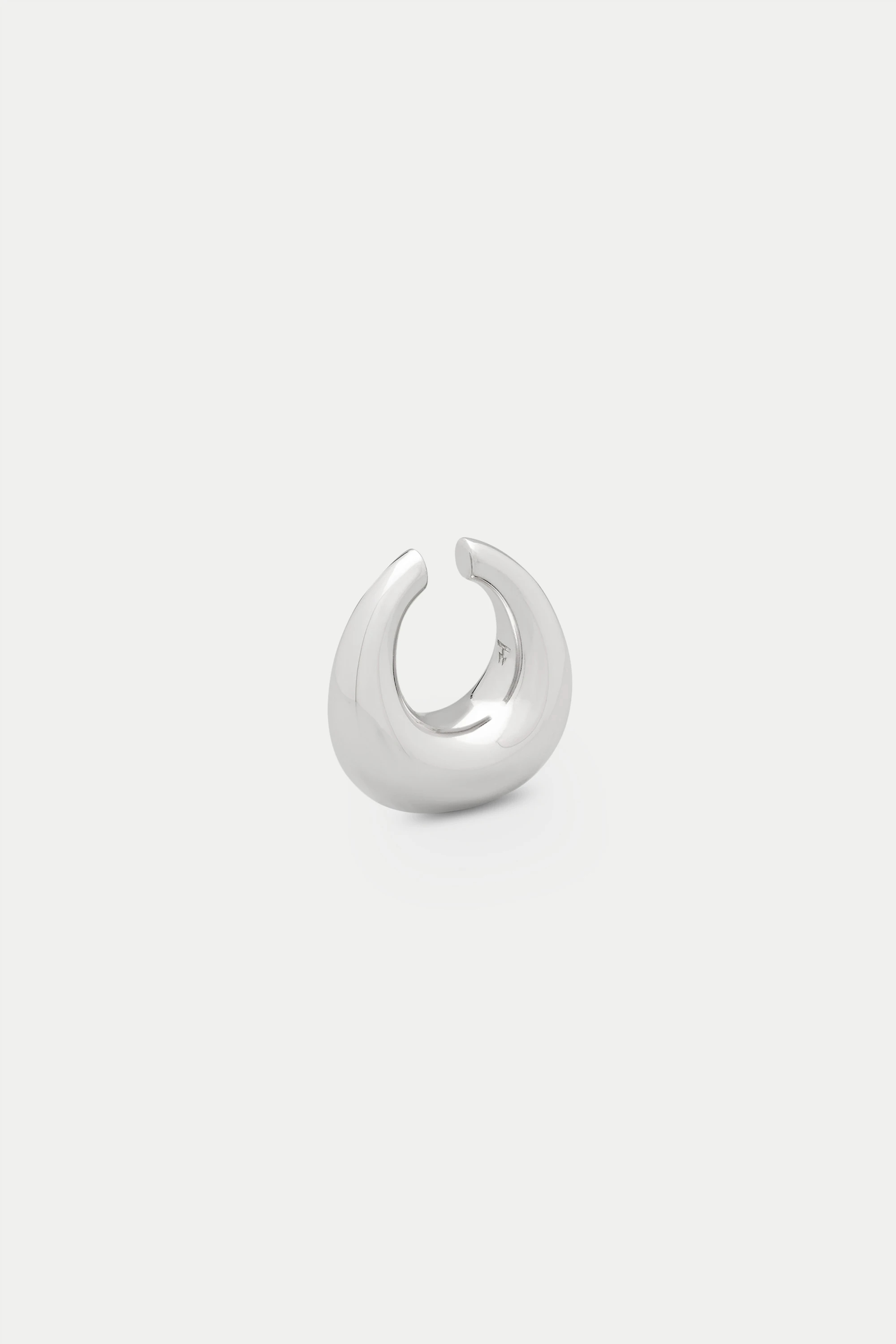TOMWOOD（トムウッド）｜Bao Ear Cuff Mediumアイテムの詳細