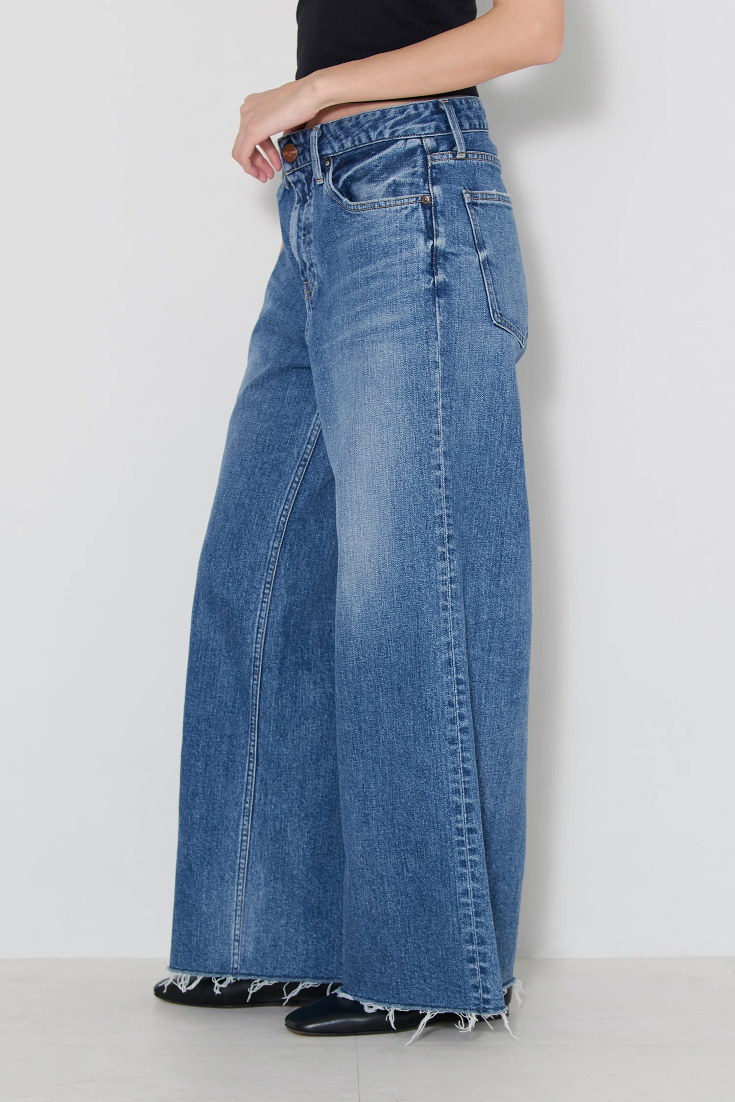 【極美品】レッドカード マーベリックス ストレートフレア ストレッチ 32 L | RED CARD Tokyo レッドカード トーキョー メンズ Mavericks akira-StonedCleanMid  マーベリックス フレア ブーツカット ストレッチ デニム パンツ ジーンズ インディゴ 71791601 国内正規品 (28) | ジーンズ 通販