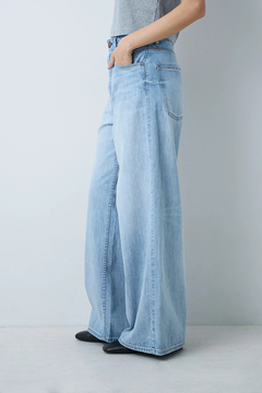 RED CARD TOKYO(レッドカード トーキョー) |Relaxy Phoenix