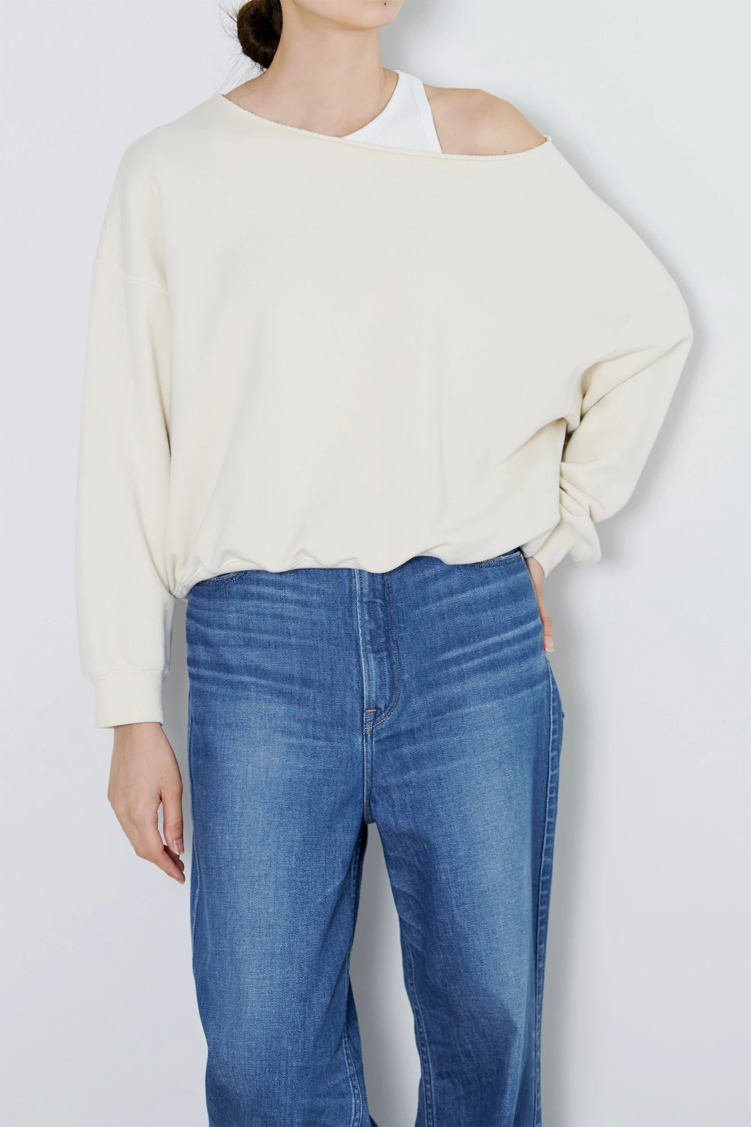 upper hights（アッパーハイツ）｜CROPPED SWEATアイテムの詳細