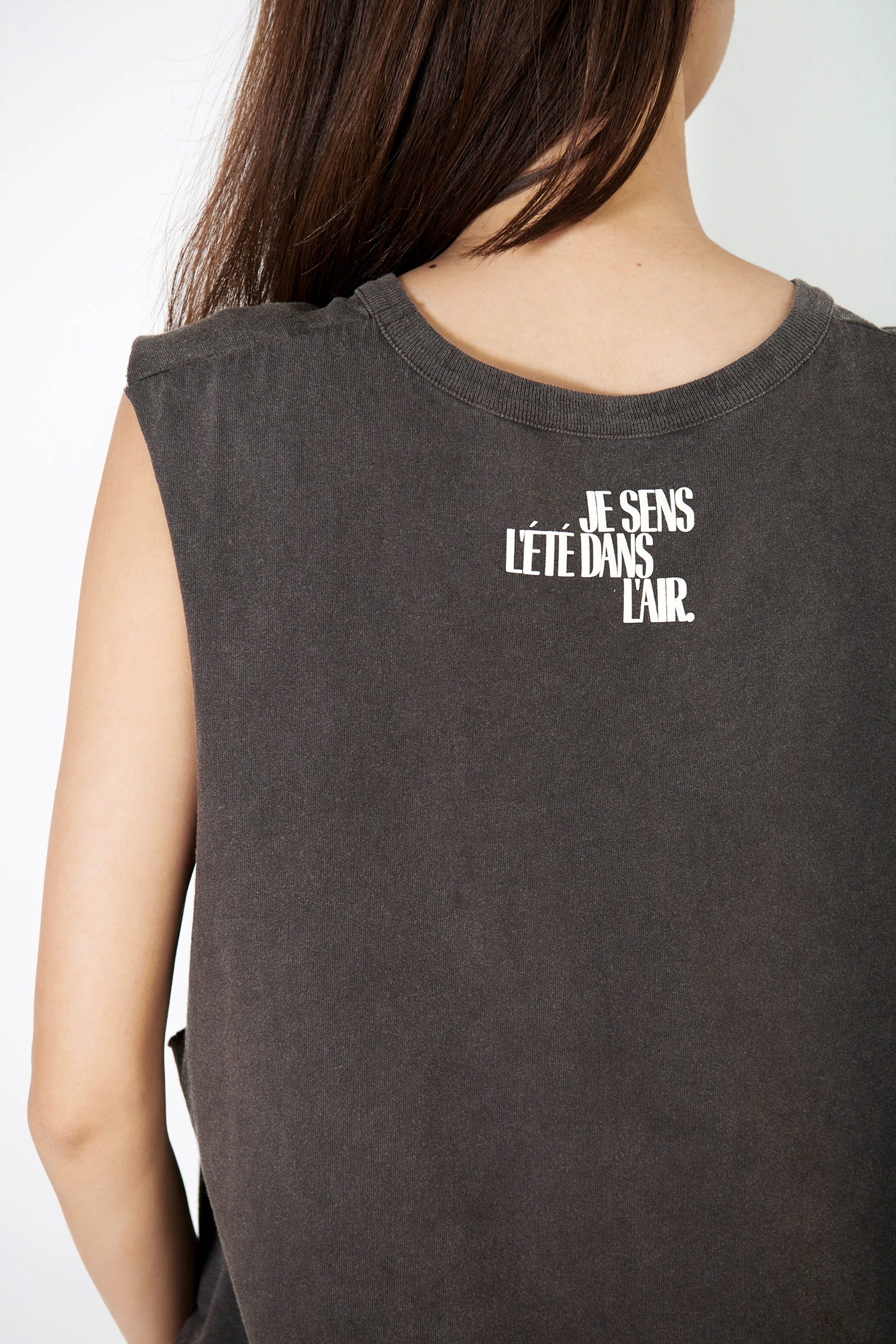 upperhights】25SS 252CW05020 カットオフノースリーブT-shirt
