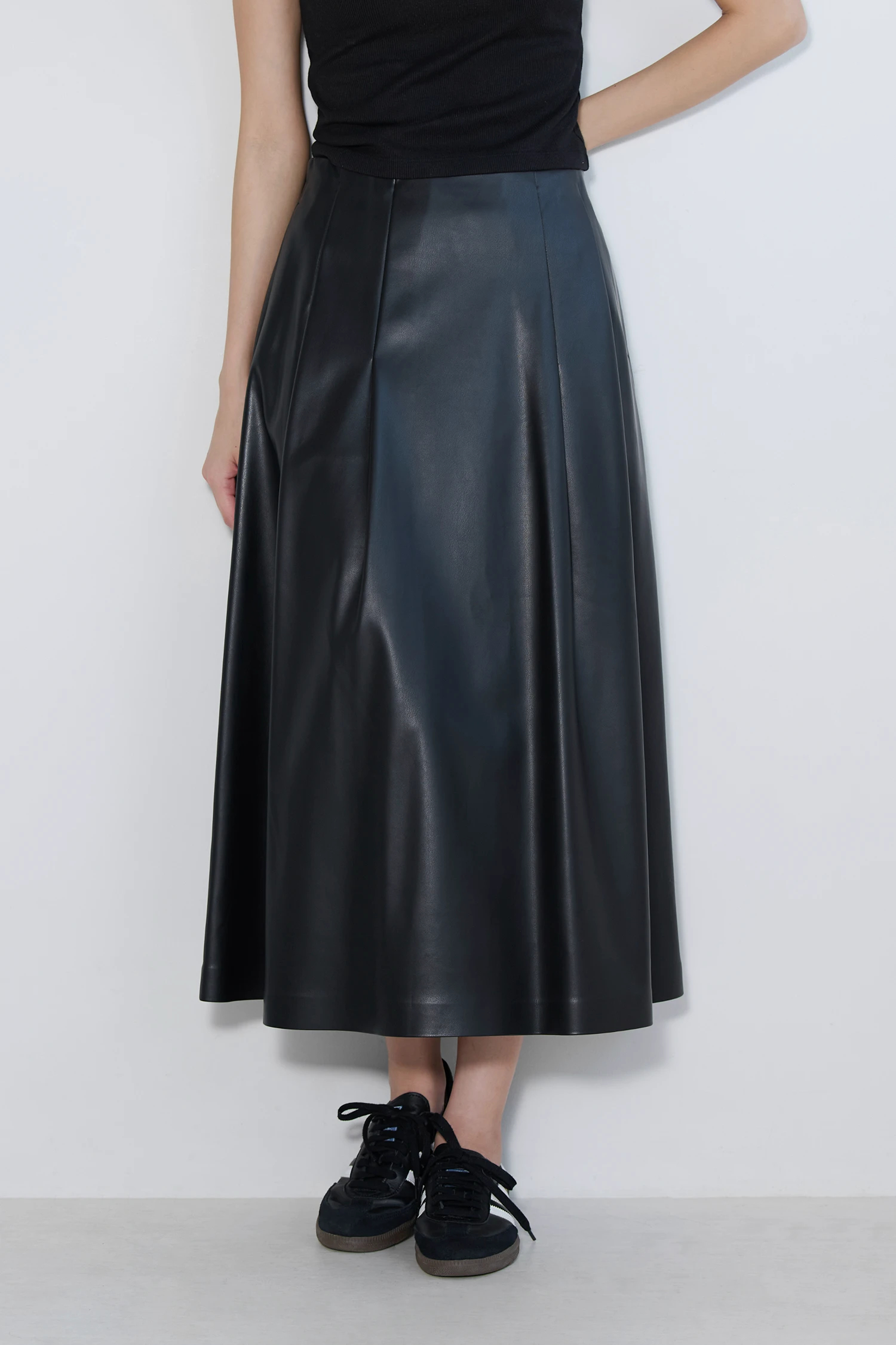【美品】アッパーハイツ THE OFFICER DRESS サイズ0 黒 upper hights（アッパーハイツ）｜Oltenアイテムの詳細