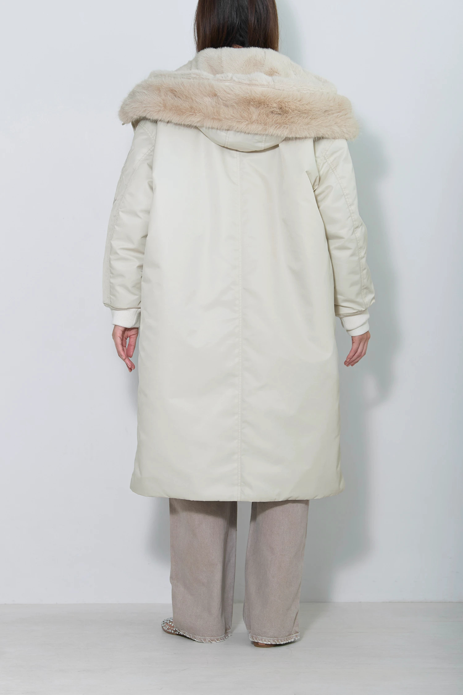 upper hights（アッパーハイツ）｜THE U-2 LONG HOODIEアイテムの詳細