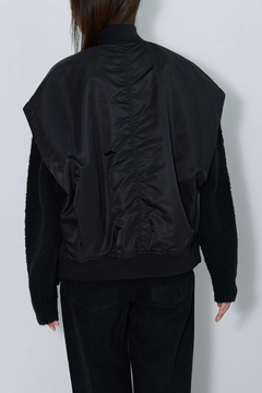 upper hights(アッパーハイツ) |THE U-2 VEST