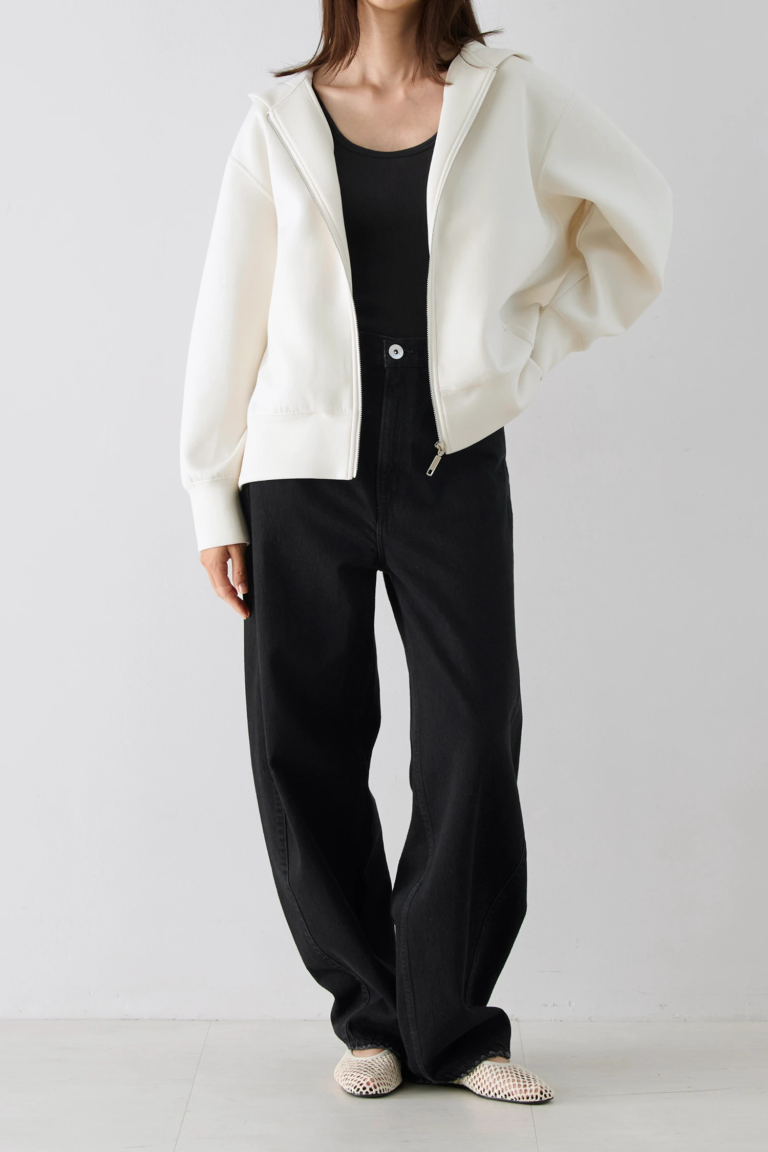 upper hights（アッパーハイツ）｜THE FLAG HOODIEアイテムの詳細