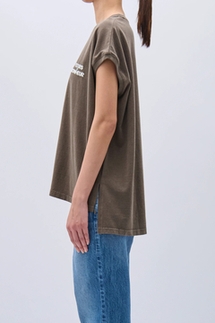 upper hights(アッパーハイツ) |BIG NO SLEEVE TEE