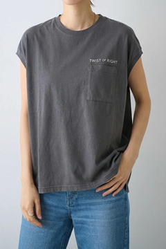 upper hights(アッパーハイツ) |BIG NO SLEEVE POCKET TEE