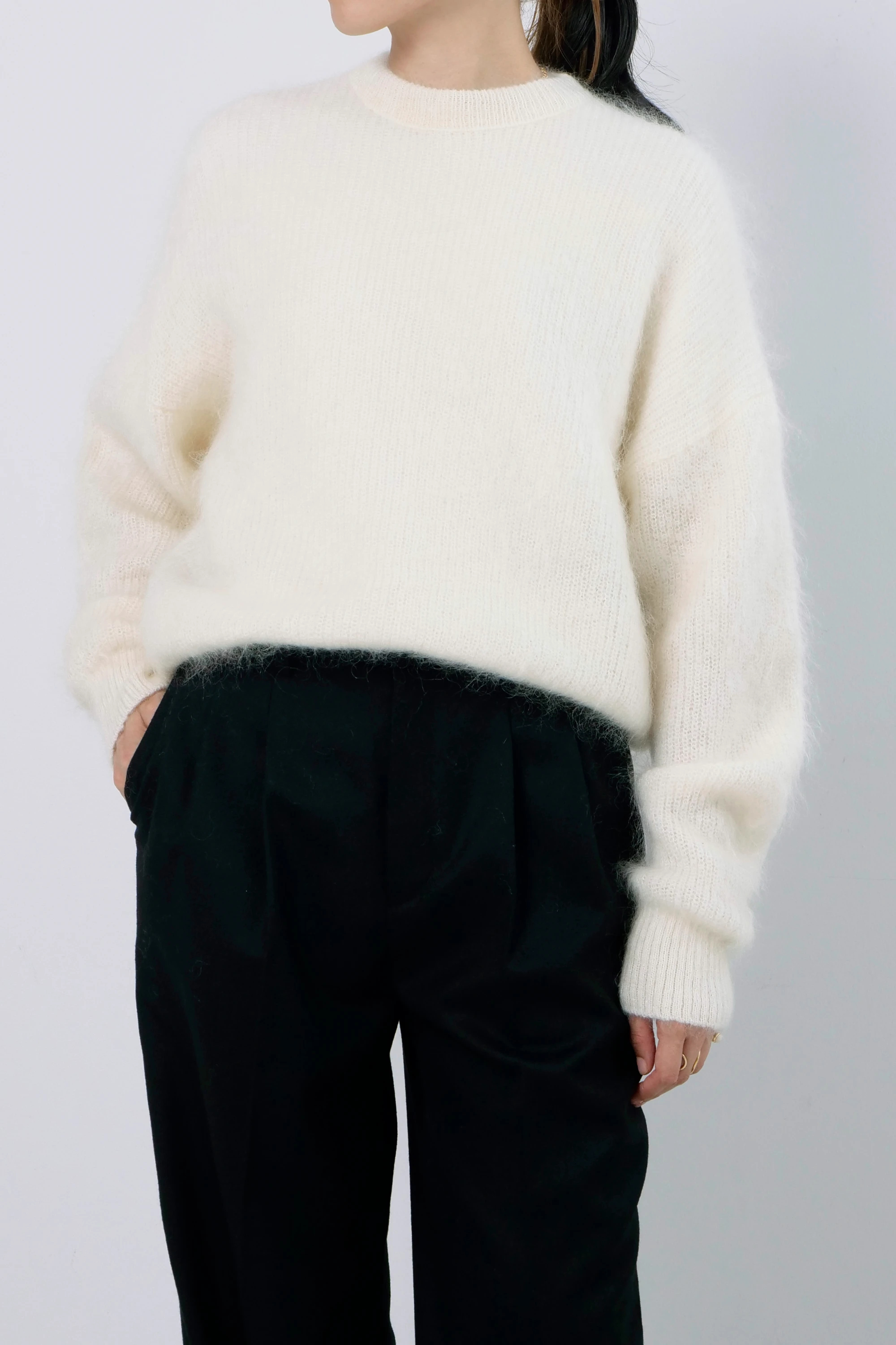 HAUNT MOHAIR KNIT | labiela.com