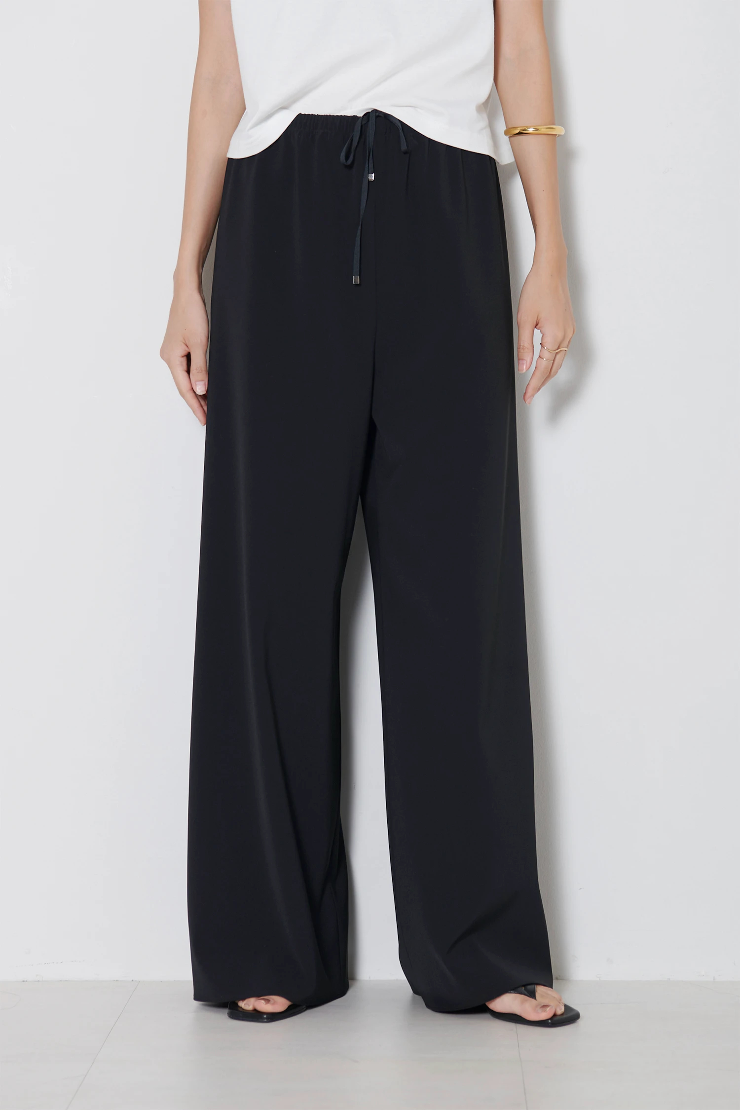 パンツ PLEATED PANTS HAUNT HAUNT（ハウント）｜PLEATED PANTSアイテムの詳細 | GUESTLIST