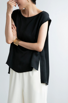 HAUNT(ハウント) |BOATNECK BL