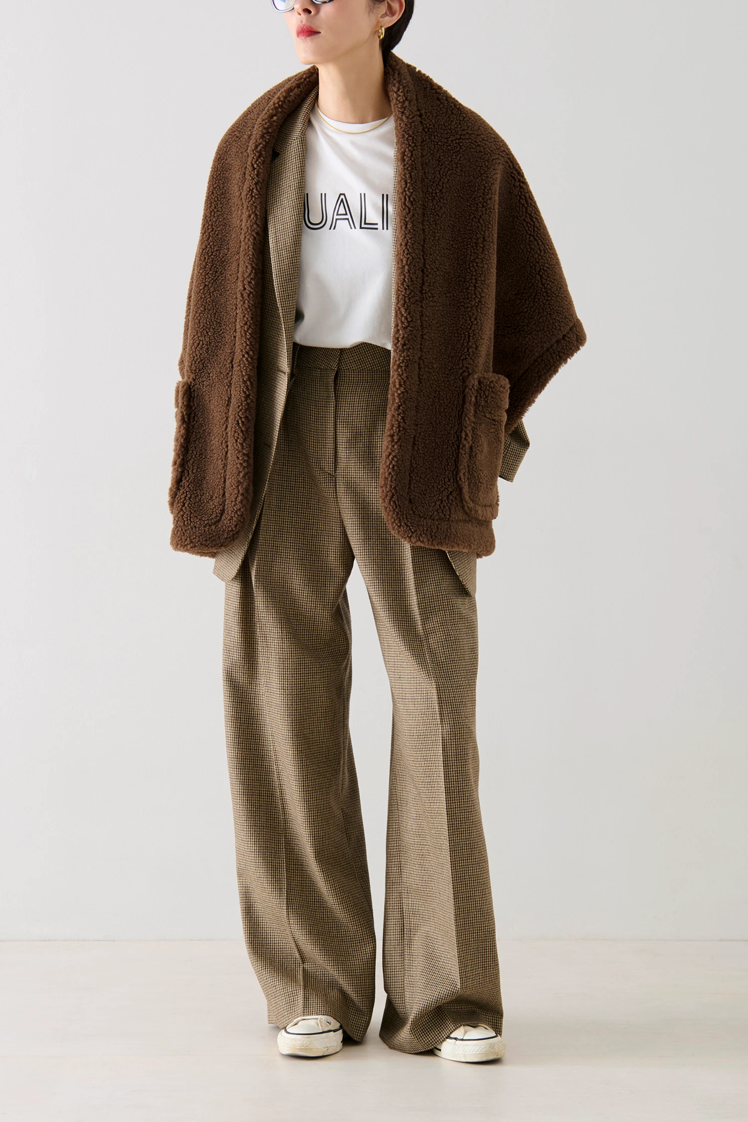 HAUNT（ハウント）｜SHORT BOA STOLEアイテムの詳細 | GUESTLIST TOKYO