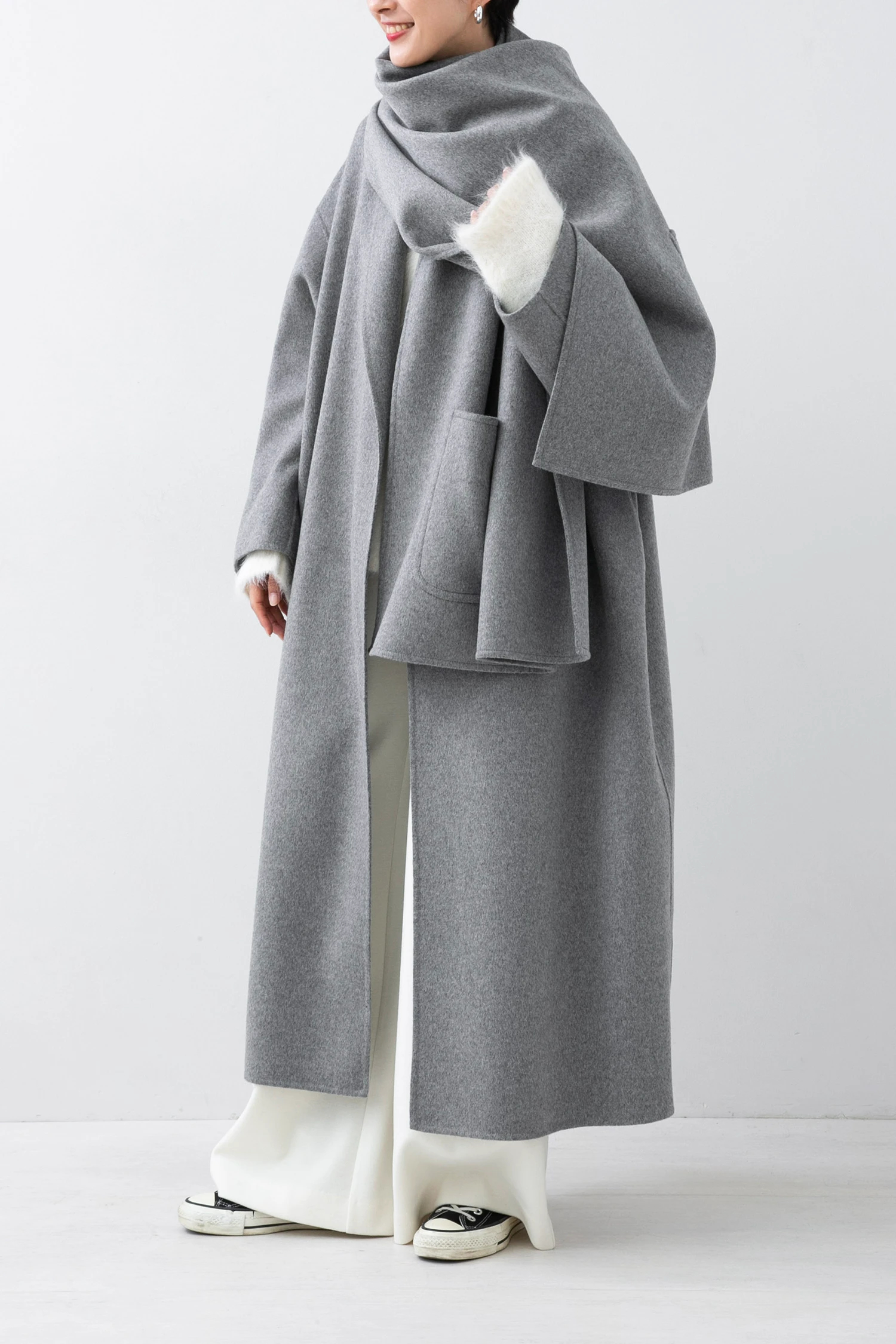 HAUNT（ハウント）｜DOUBLE FACED STOLEアイテムの詳細 | GUESTLIST