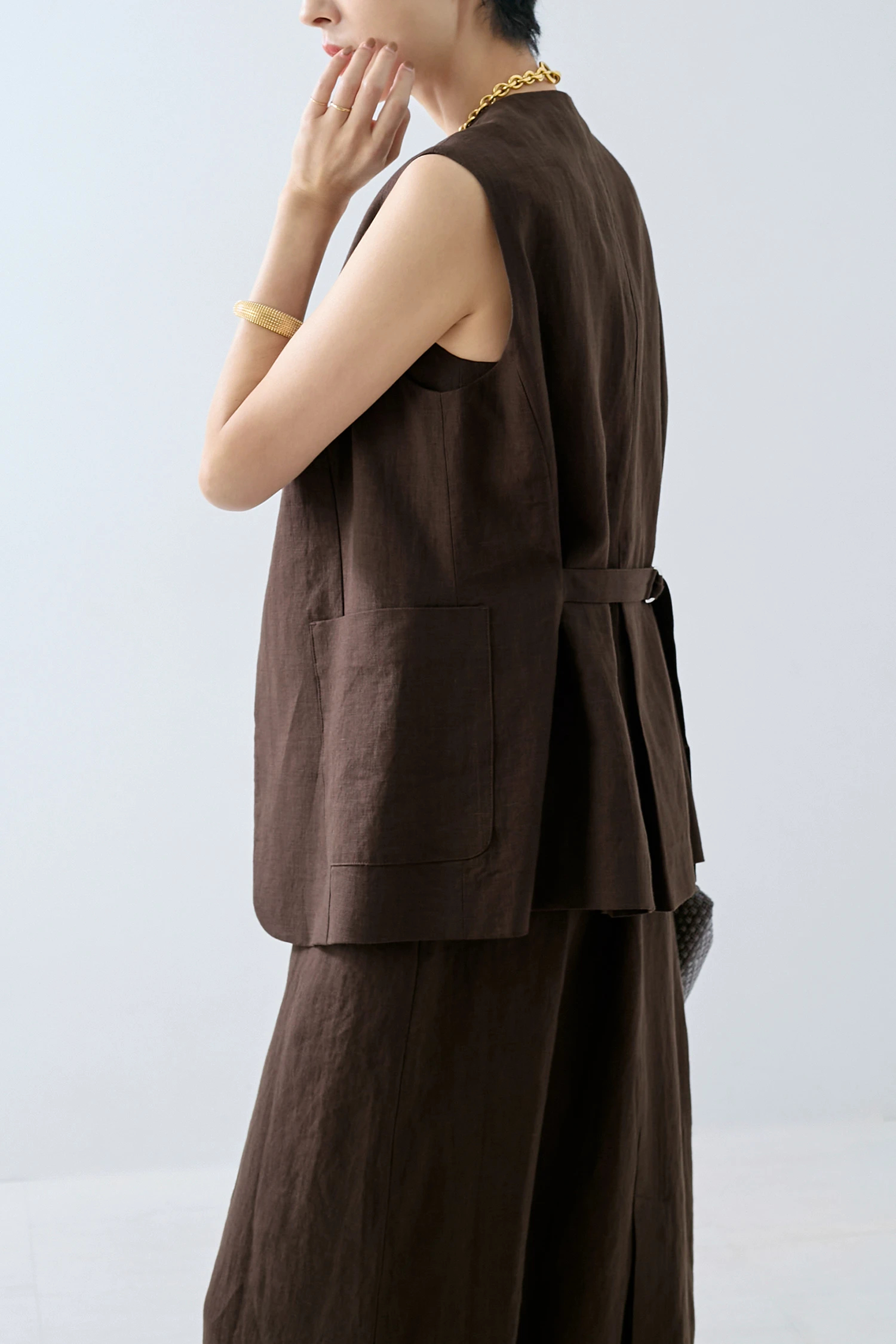 HAUNT（ハウント）｜LINEN OPEN-FRONT VESTアイテムの詳細 | GUESTLIST