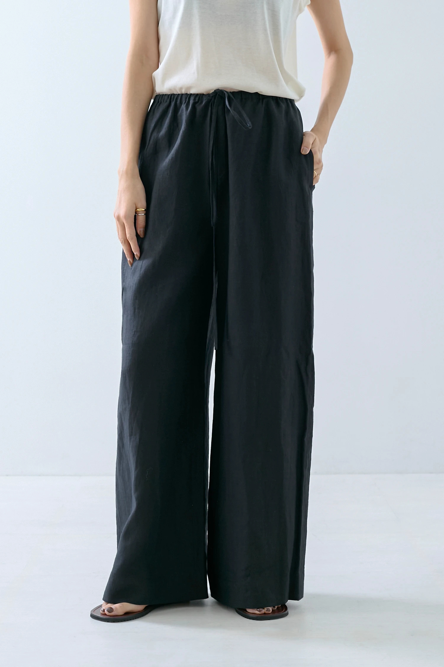 HAUNT（ハウント）｜LINEN EASY PANTSアイテムの詳細 | GUESTLIST