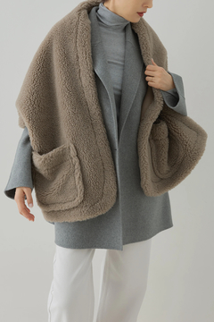 HAUNT(ハウント) |SHORT BOA STOLE