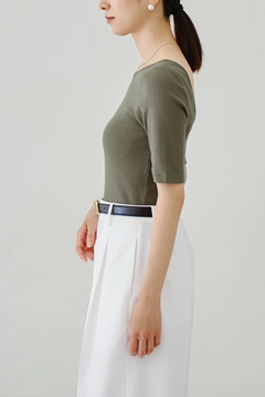 HAUNT(ハウント) |OPEN-BACK TEE TOP