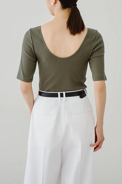HAUNT(ハウント) |OPEN-BACK TEE TOP