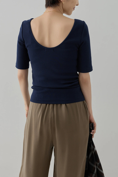 HAUNT(ハウント) |OPEN-BACK TEE TOP