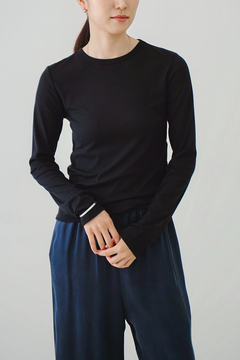 HAUNT(ハウント) |LUCENT CREWNECK