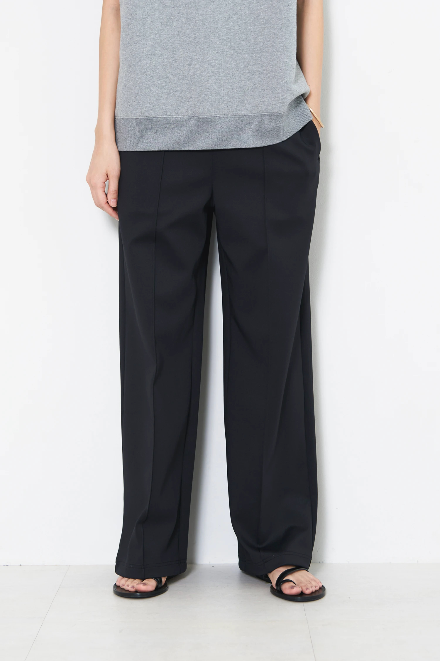 BRIEFINGトップス★Mサイズ Vネックニットベスト（12-76KK01-205）｜コムサイズム（COMME CA