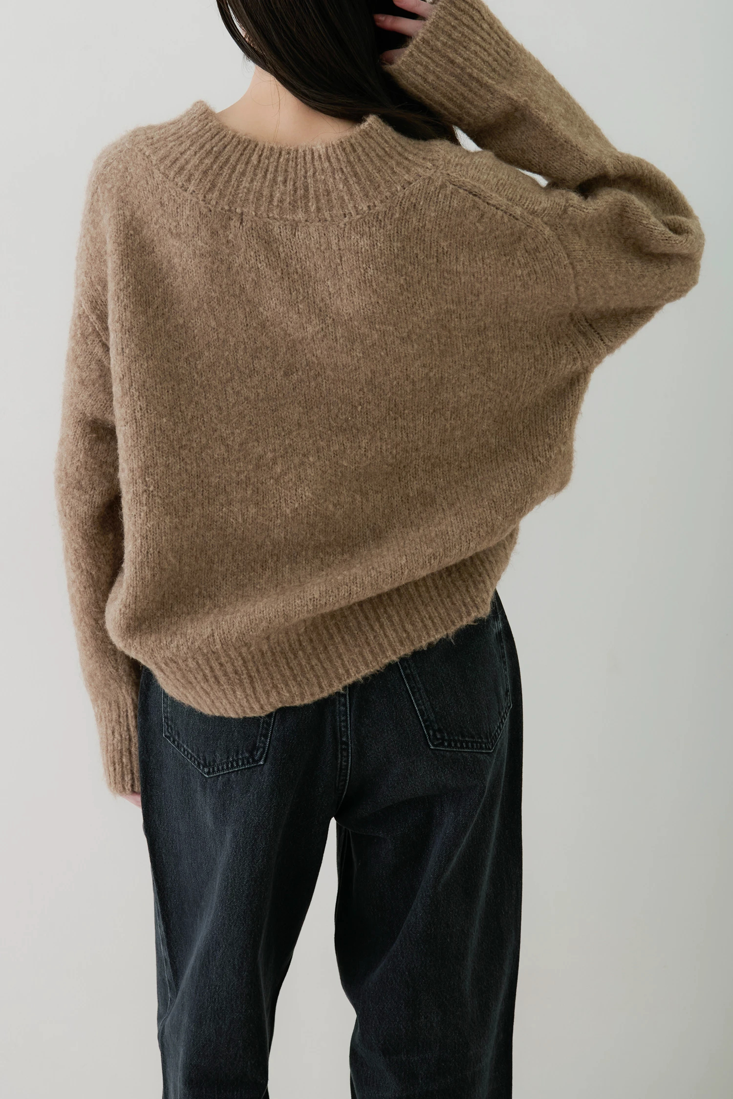 STATE OF MIND（ステートオブマインド）｜yak v neck poアイテムの詳細