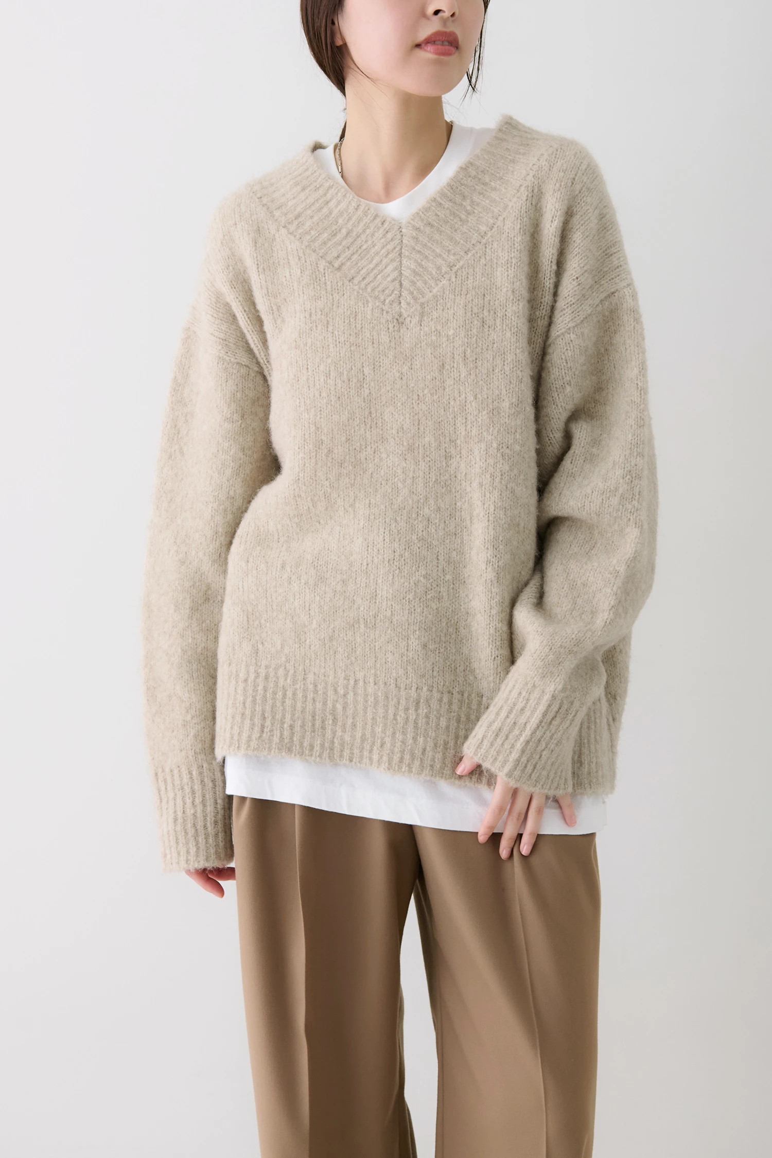 STATE OF MIND（ステートオブマインド）｜yak v neck poアイテム