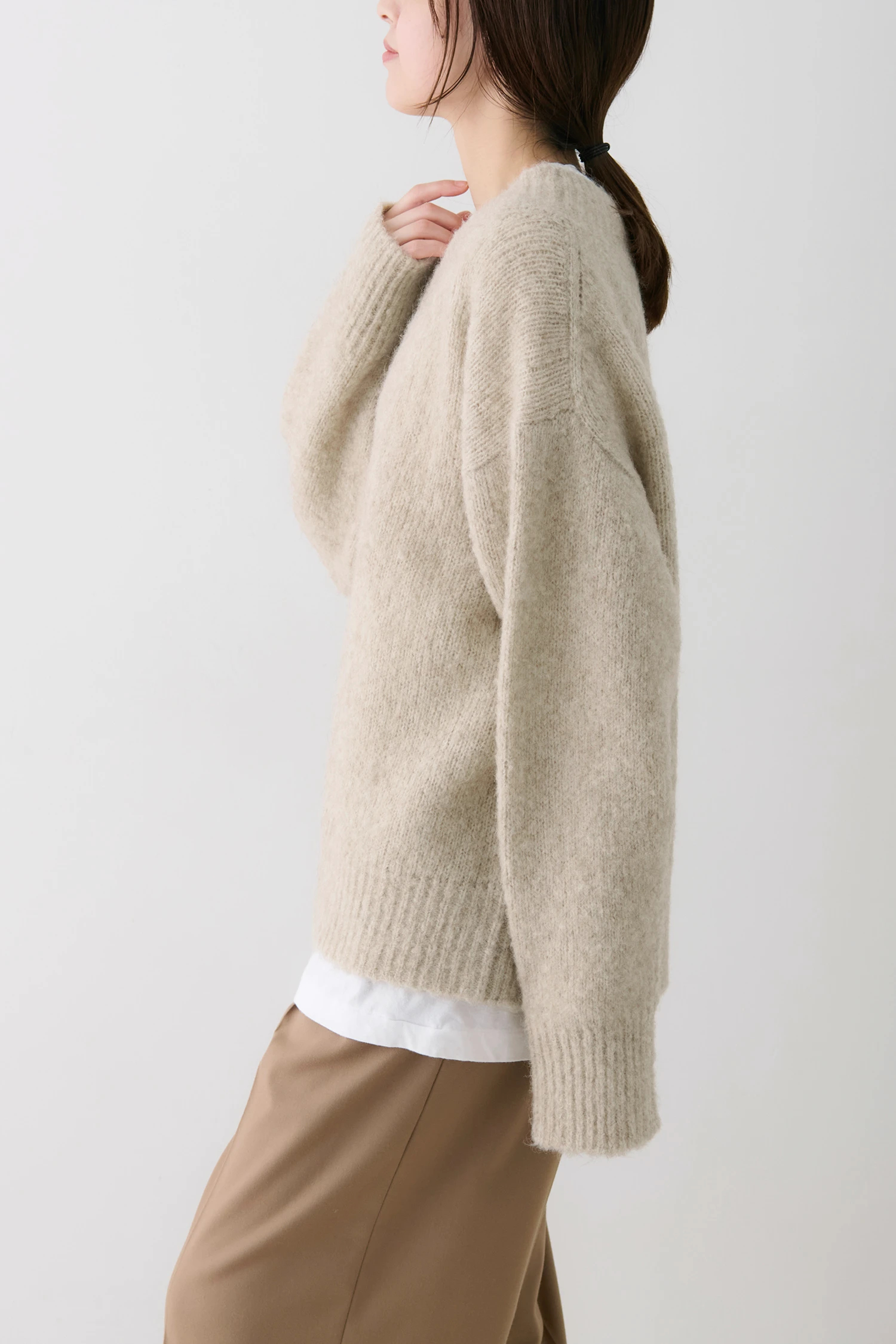 STATE OF MIND（ステートオブマインド）｜yak v neck poアイテムの詳細