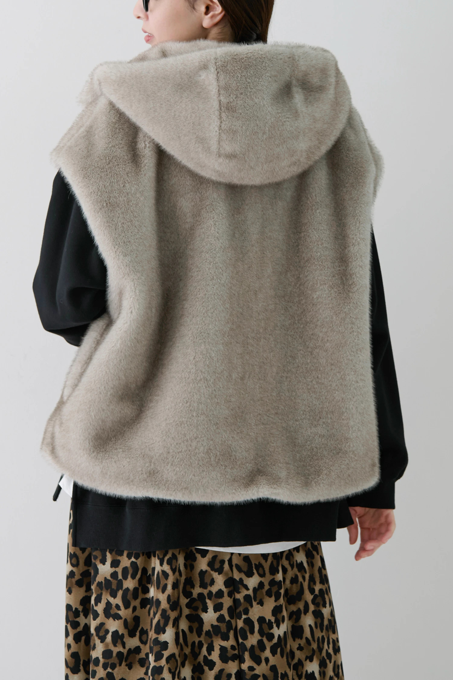 STATE OF MIND（ステートオブマインド）｜fur hoodie vestアイテムの