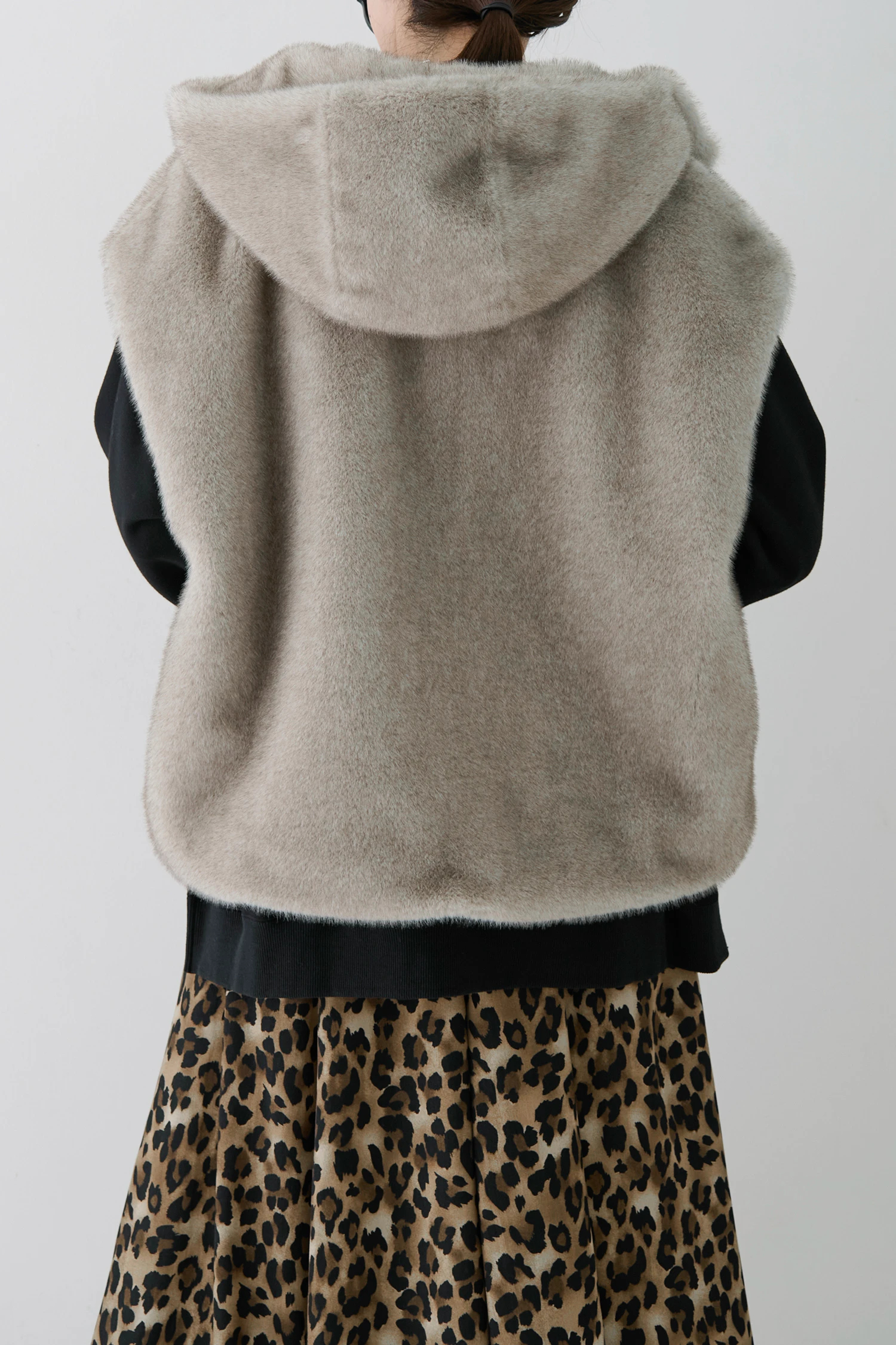 STATE OF MIND（ステートオブマインド）｜fur hoodie vestアイテムの