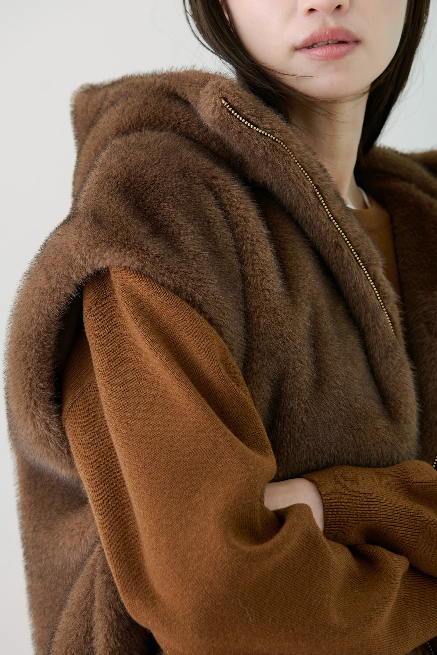 STATE OF MIND（ステートオブマインド）｜fur hoodie vest