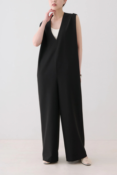 STATE OF MIND(ステートオブマインド) |v neck all in one