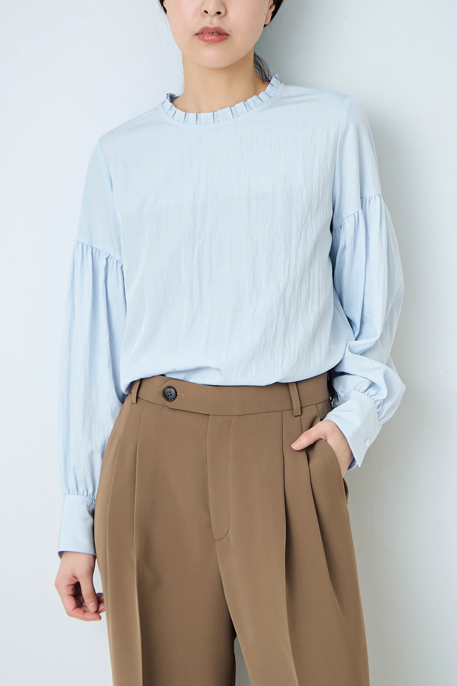 【新品】STATE OF MIND waterproof blouse ブルゾン STATE OF MIND（ステートオブマインド）｜ruffled neck blouseアイテム