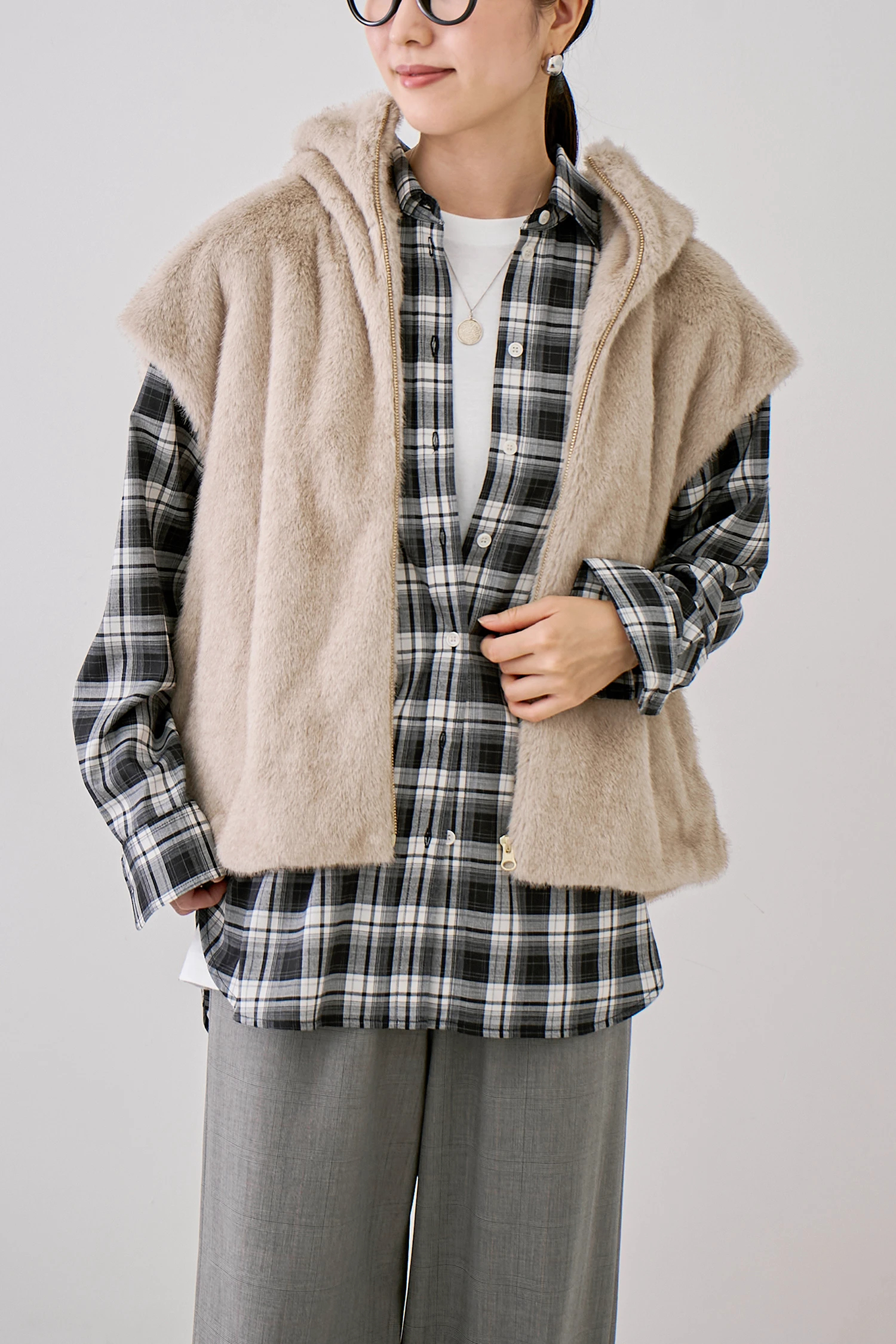 STATE OF MIND（ステートオブマインド）｜fur hoodie vestアイテムの