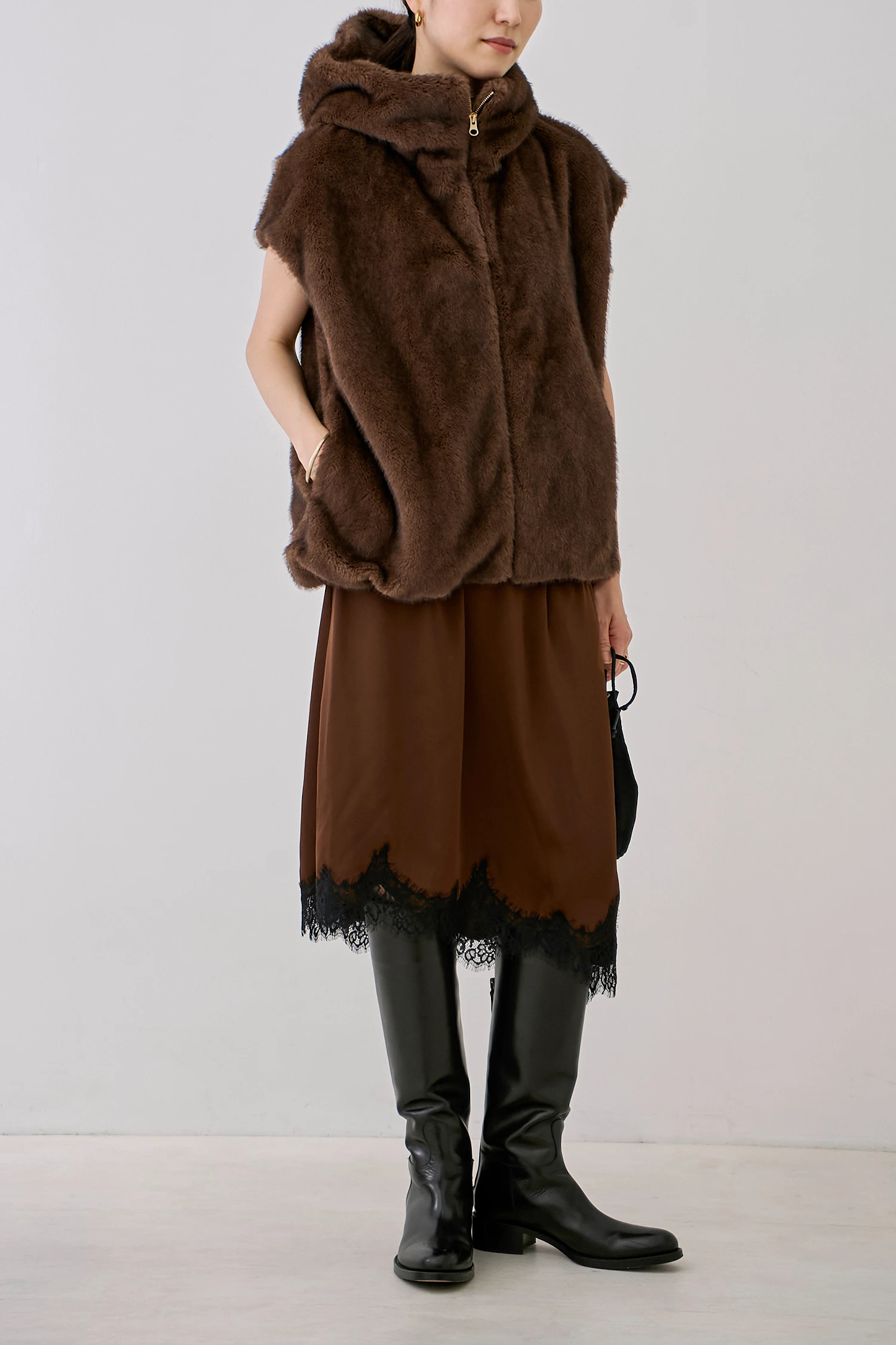 STATE OF MIND（ステートオブマインド）｜fur hoodie vestアイテムの