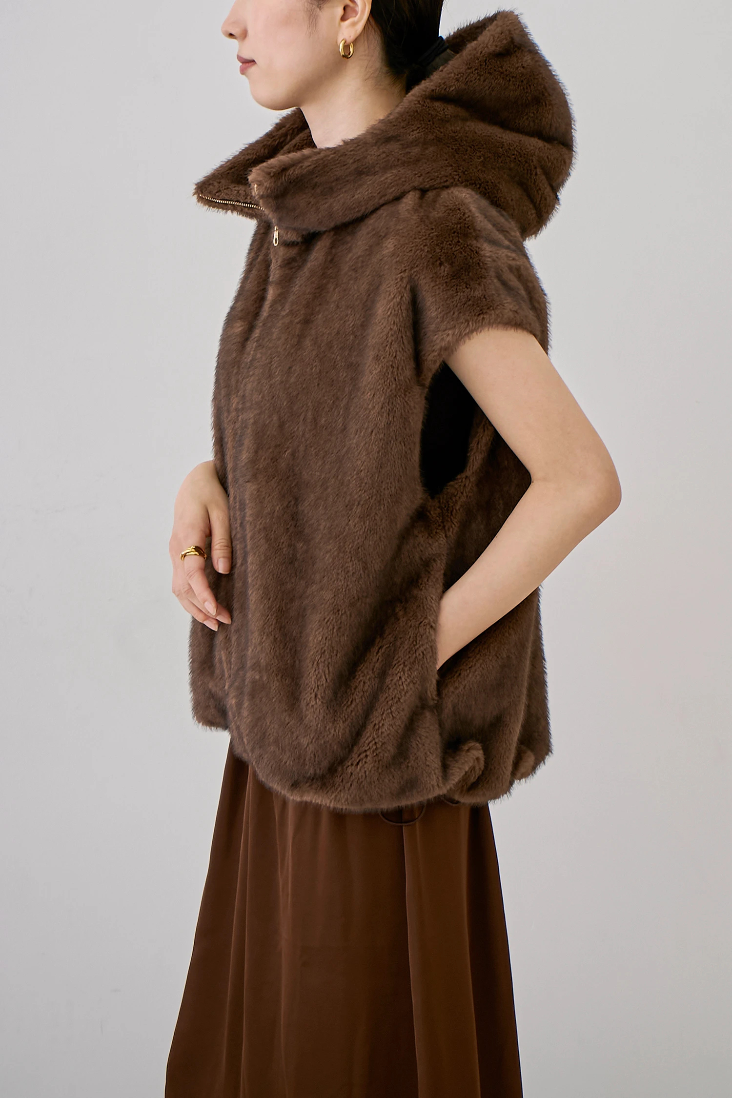STATE OF MIND（ステートオブマインド）｜fur hoodie vestアイテムの