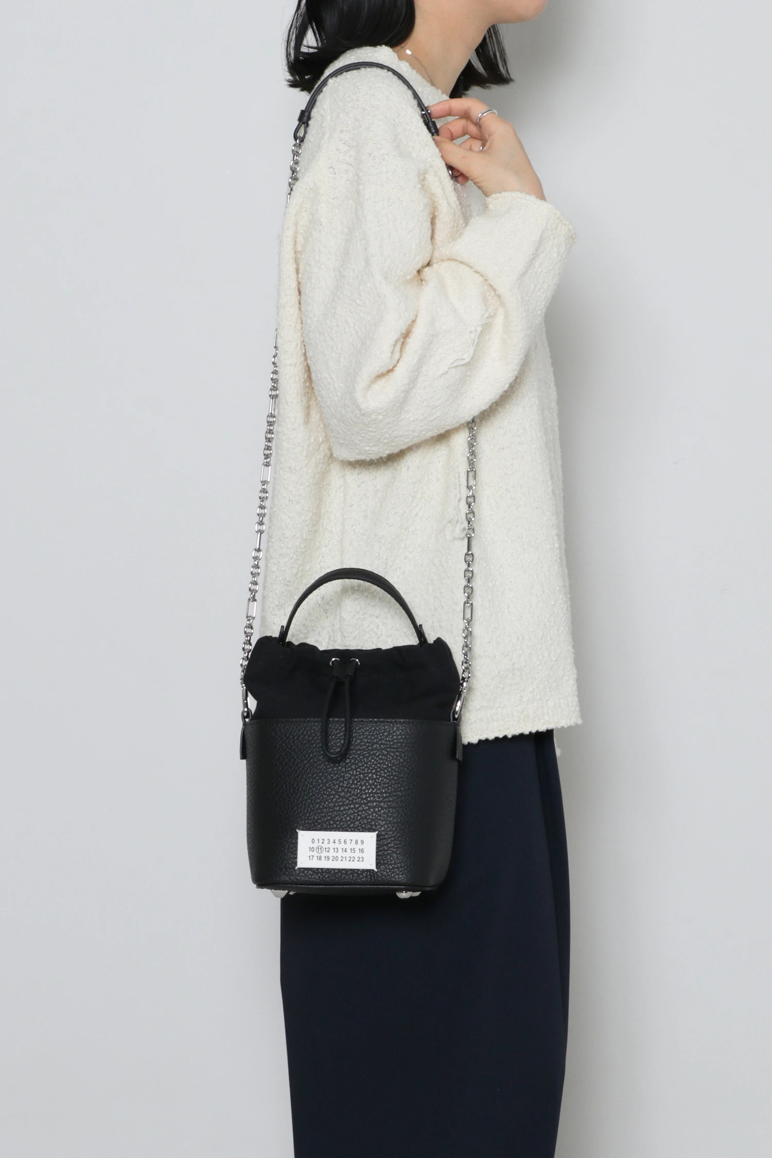 Maison Margiela 5AC バケットバッグ ブラック Maison Margiela（メゾンマルジェラ）｜5AC BUCKET SMALLアイテムの