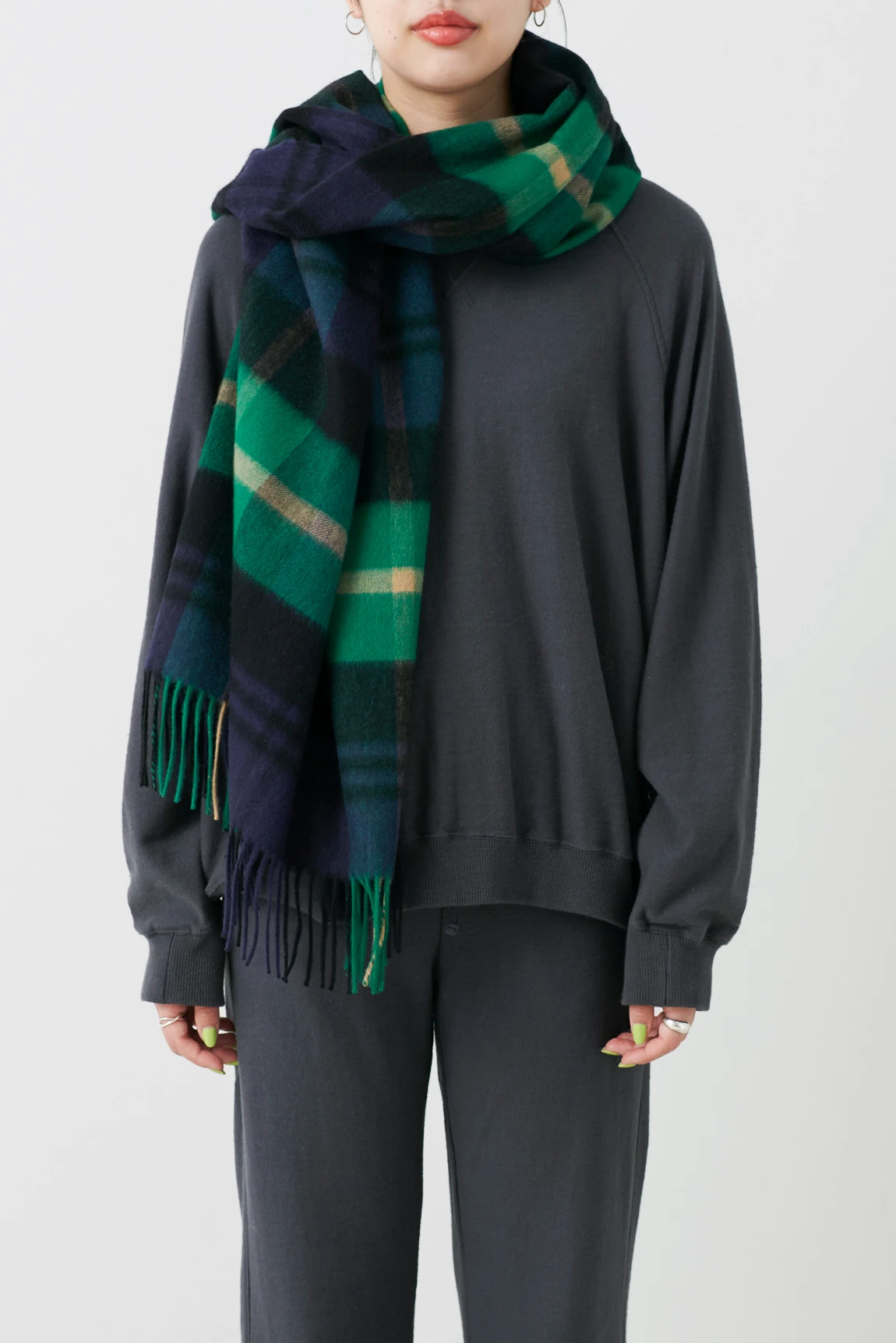 JOHNSTONS(ジョンストンズ)|CASHMERE STOLEアイテムの詳細 ...
