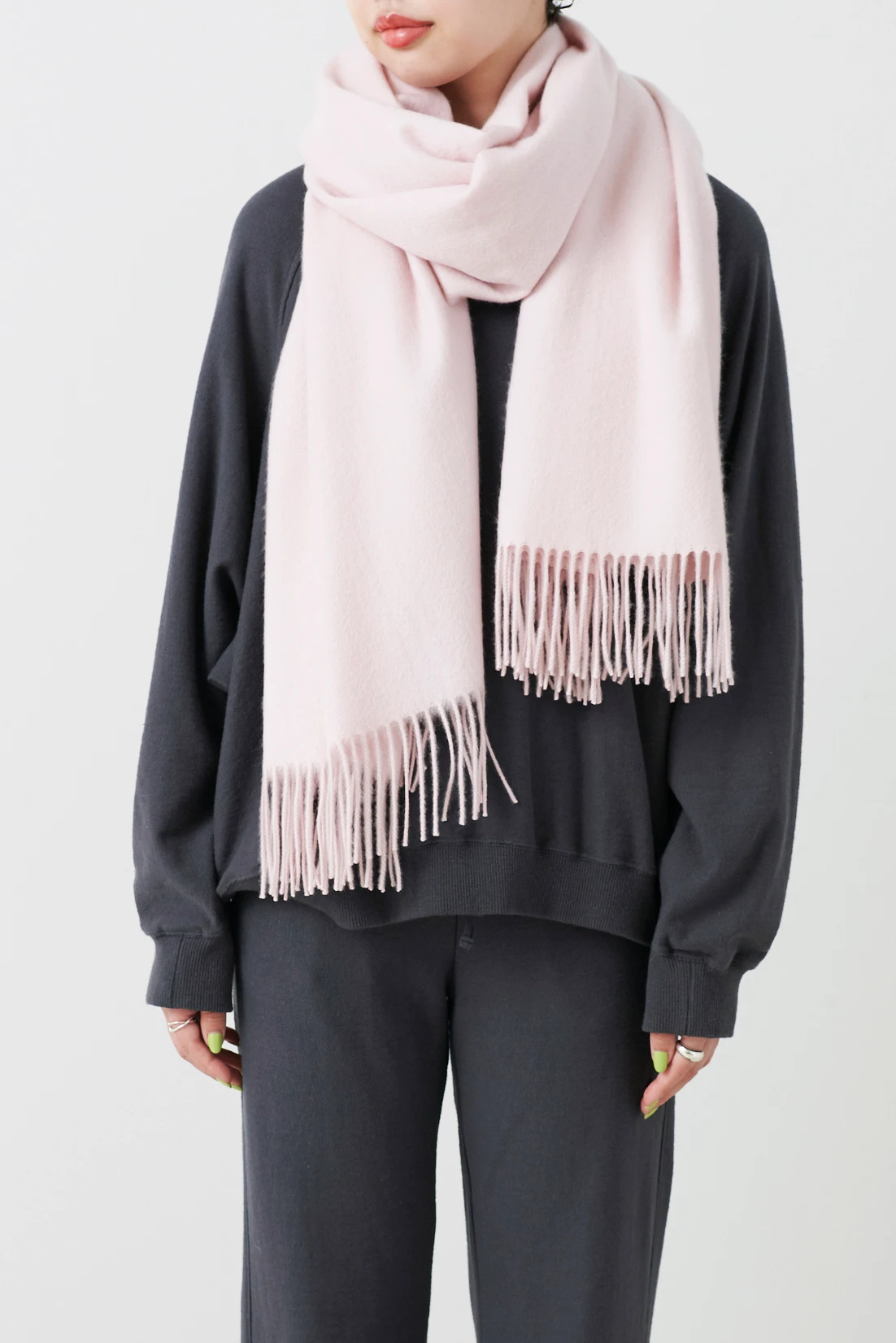 JOHNSTONS(ジョンストンズ)|CASHMERE STOLEアイテムの詳細 ...