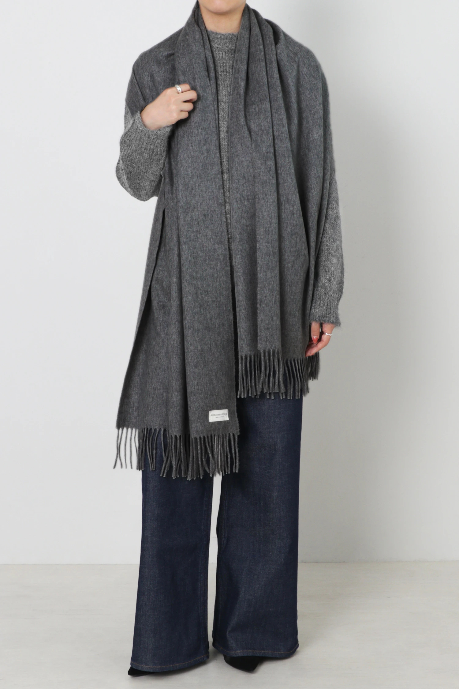 Johnstons of Elgin（ジョンストンズ オブ エルガン）｜CASHMERE WOVEN