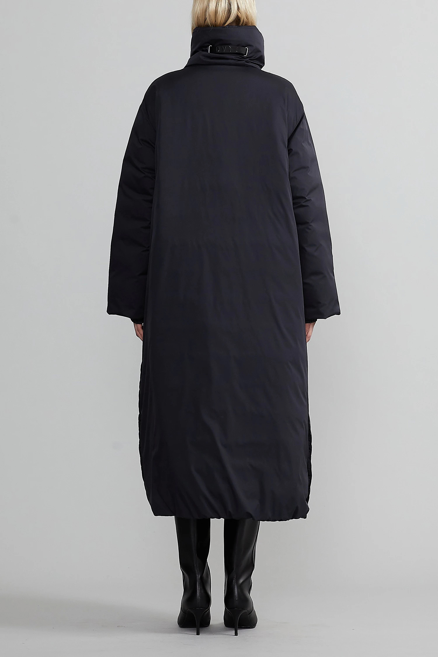 DUVETICA（デュベティカ）｜ALAQUAアイテムの詳細 | GUESTLIST TOKYO