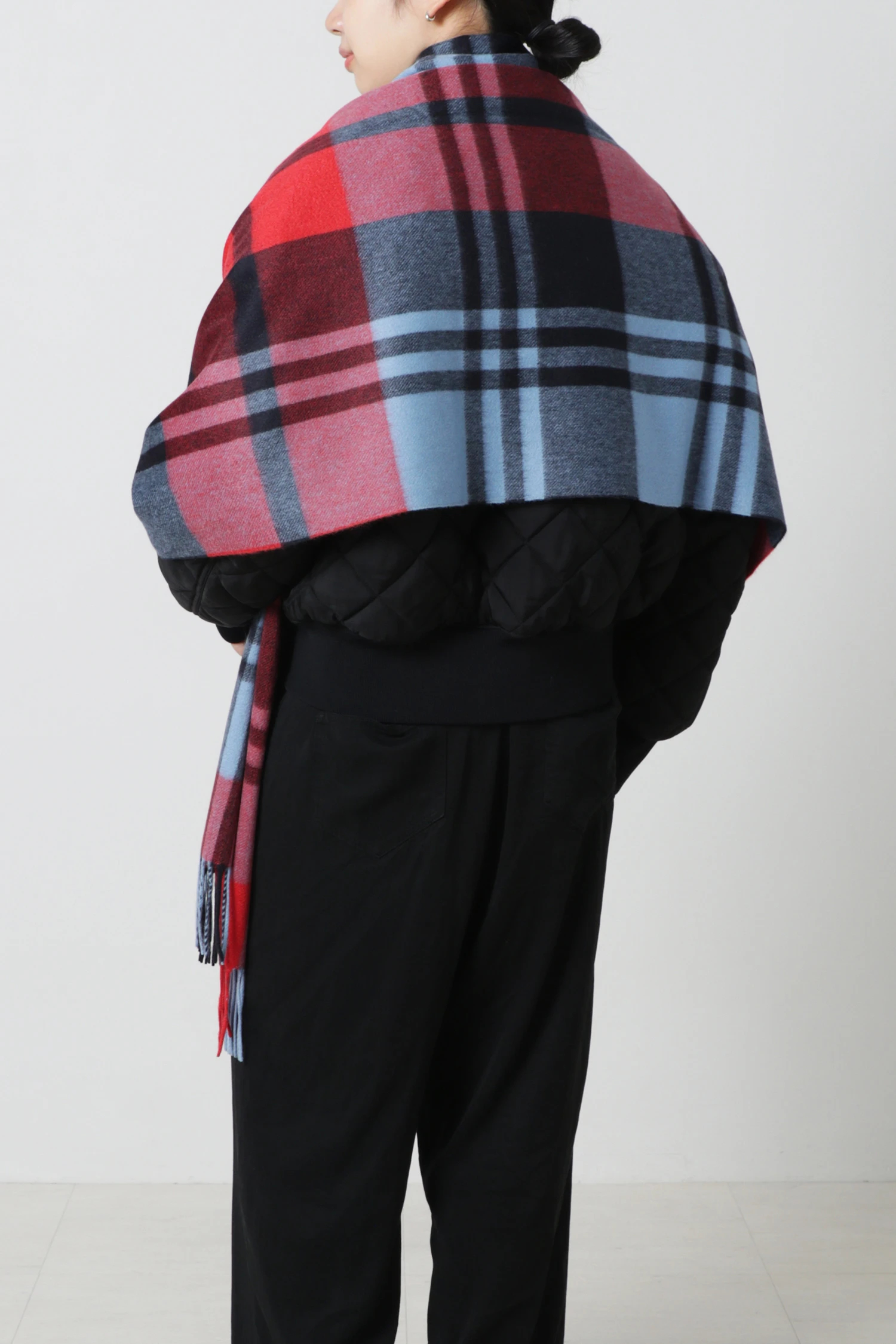 Joshua Ellis（ジョシュア エリス）｜STOLEアイテムの詳細 | GUESTLIST