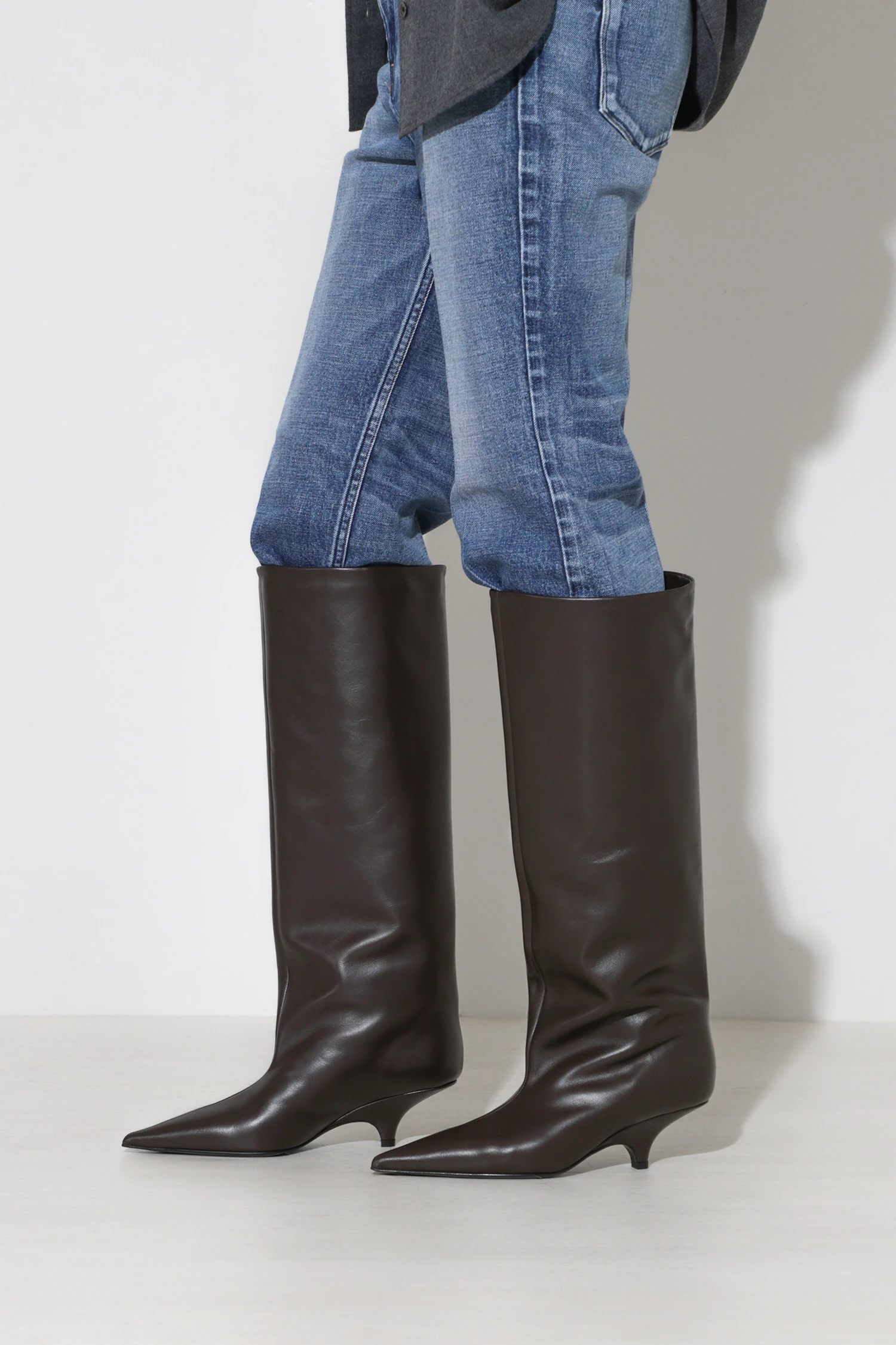 TOTEME（トーテム）｜The Wedge-Heel Bootアイテムの詳細