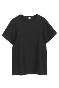 TOTEME(トーテム) |Curved seam tee