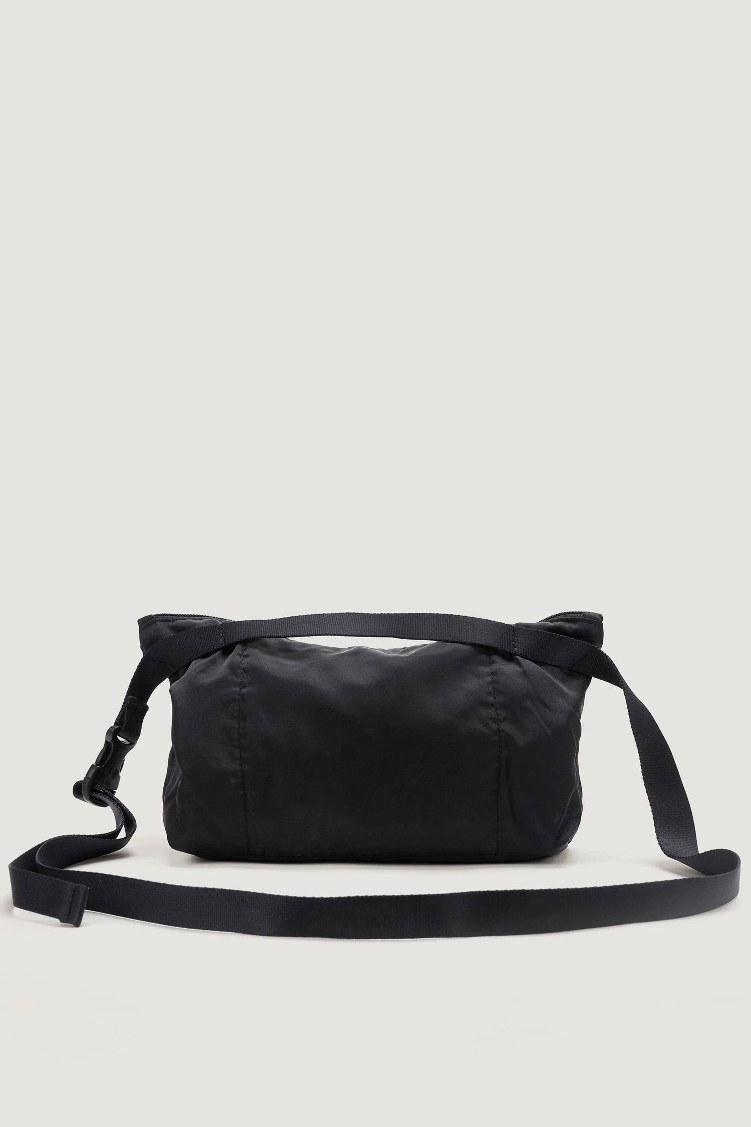 BAGSINPROGRESS（バッグス イン プログレス）｜Fannypack Crossbody J