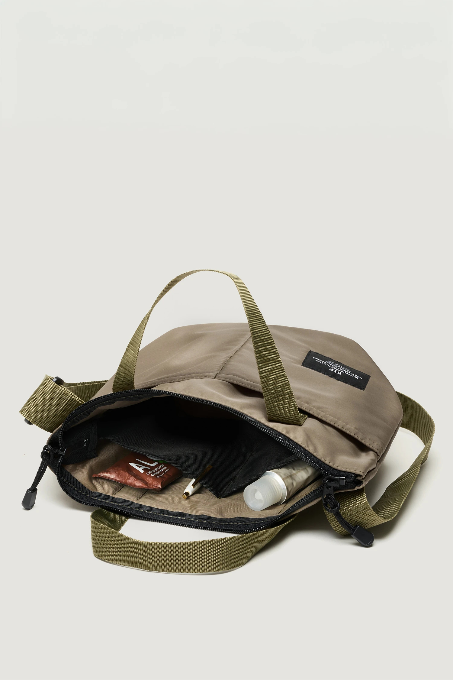 BAGSINPROGRESS（バッグス イン プログレス）｜Zipper Duffle Small