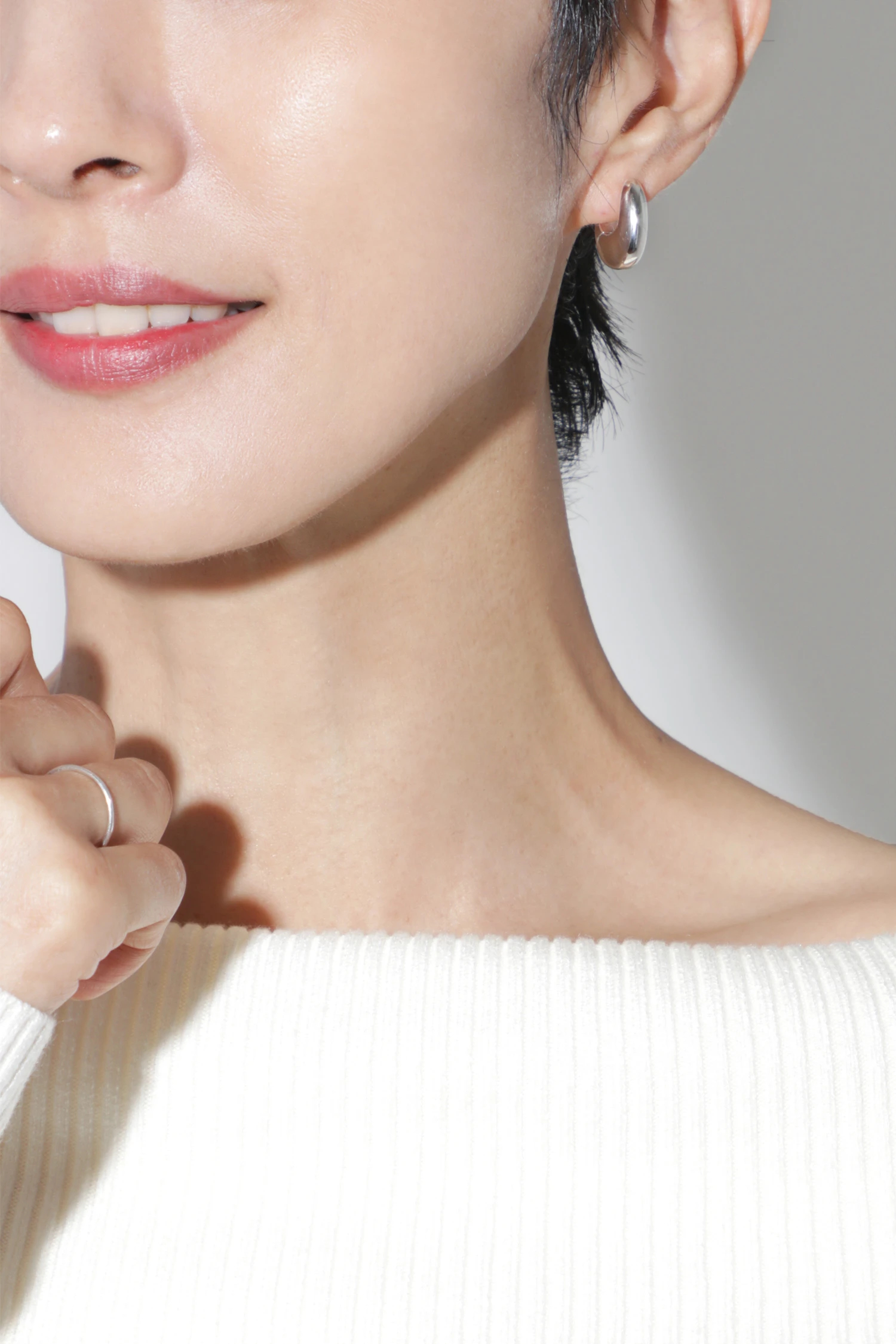 TOMWOOD bao hoops small シルバー ピアス(両耳用) TOM WOOD TOMWOOD