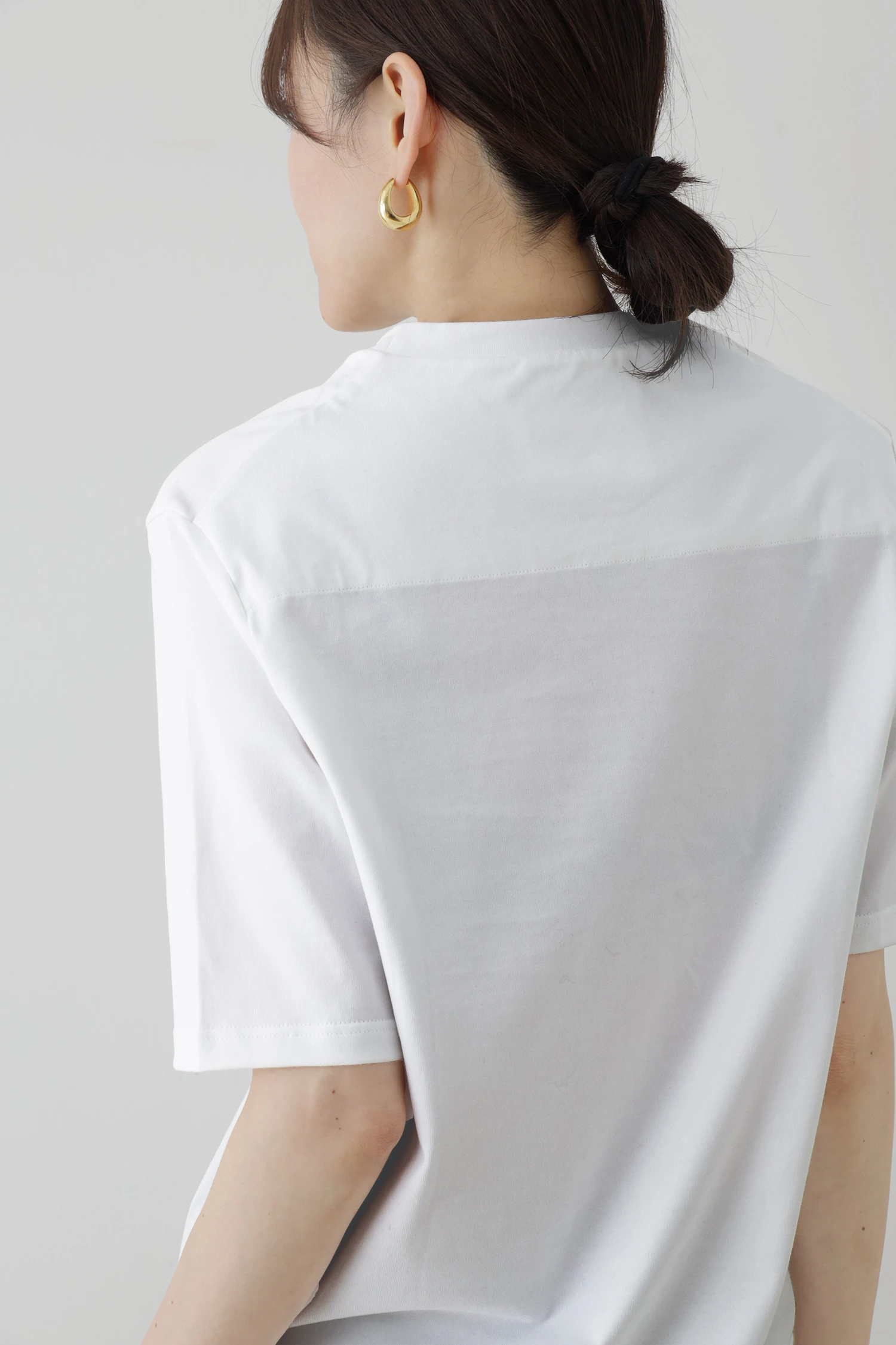 JIL SANDER（ジル サンダー）｜T-SHIRT CN SSアイテムの詳細