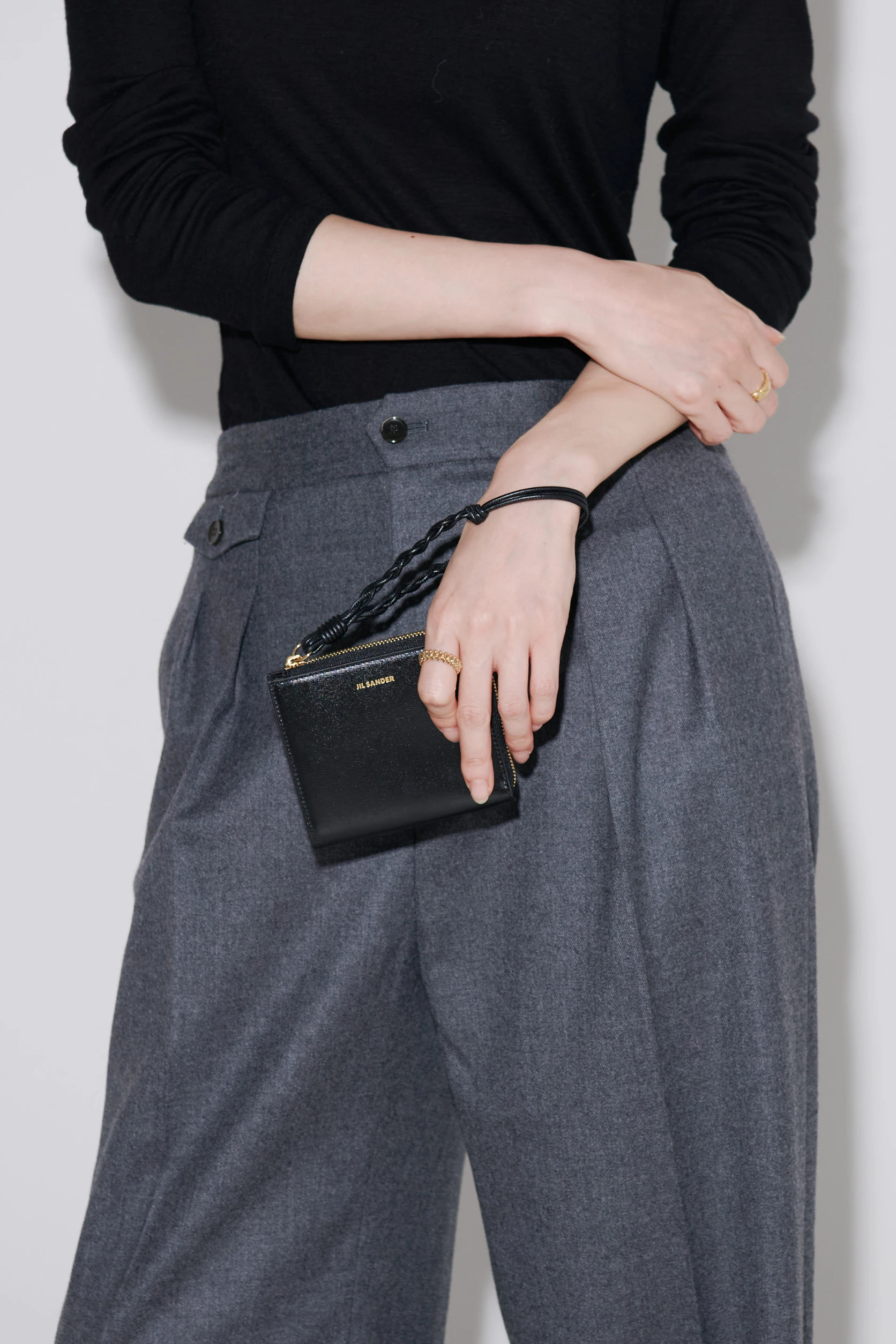 JIL SANDER（ジル サンダー）｜CREDIT CARD PURSEアイテムの詳細