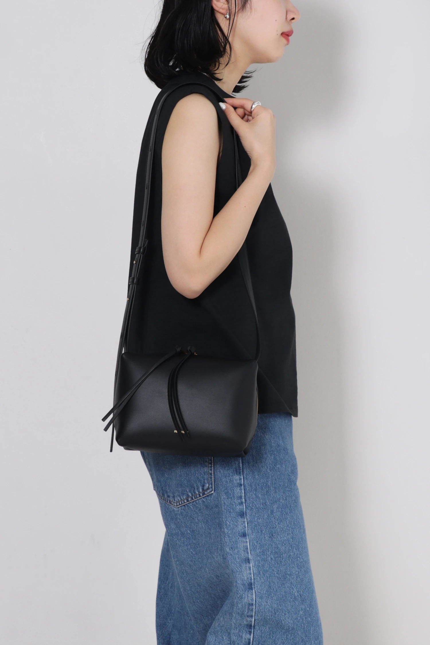 JIL SANDER（ジル サンダー）｜PILLOW CAMERA BAG SMアイテムの