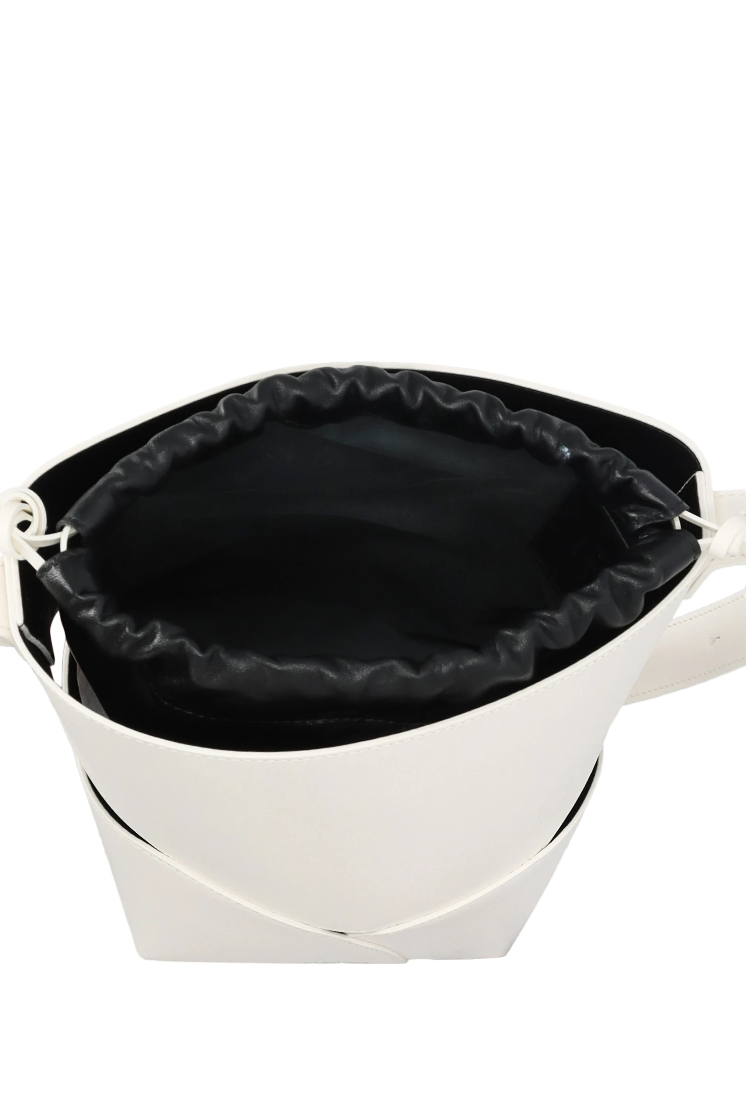 JIL SANDER(ジル サンダー)|CURVE BUCKET SMアイテムの詳細 JIL SANDER(ジル サンダー)|CURVE BUCKET SMアイテムの詳細